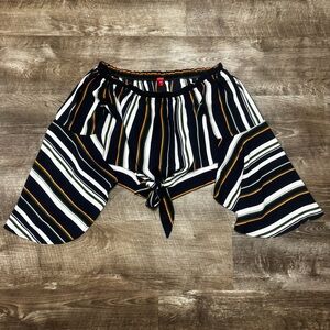 Guess Off Shoulder Flare Sleeve Shirt Size Medium